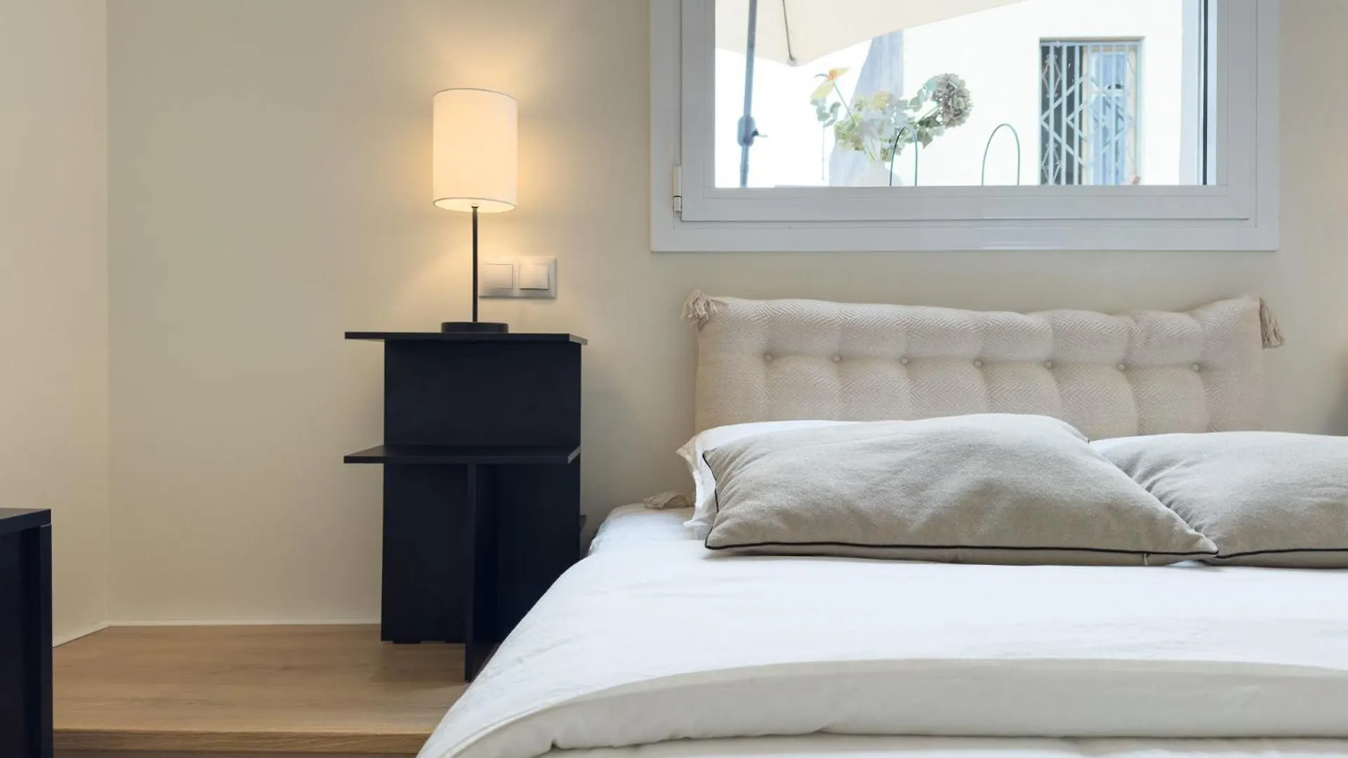 Unique Living Born Apartments & Studios Barcelona